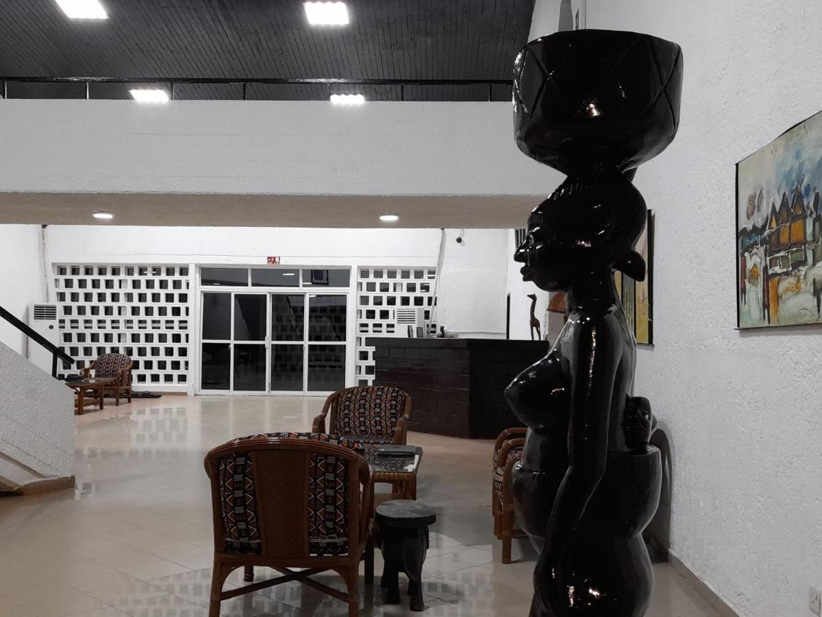 Lungi Airport Hotels Tulun Extérieur photo