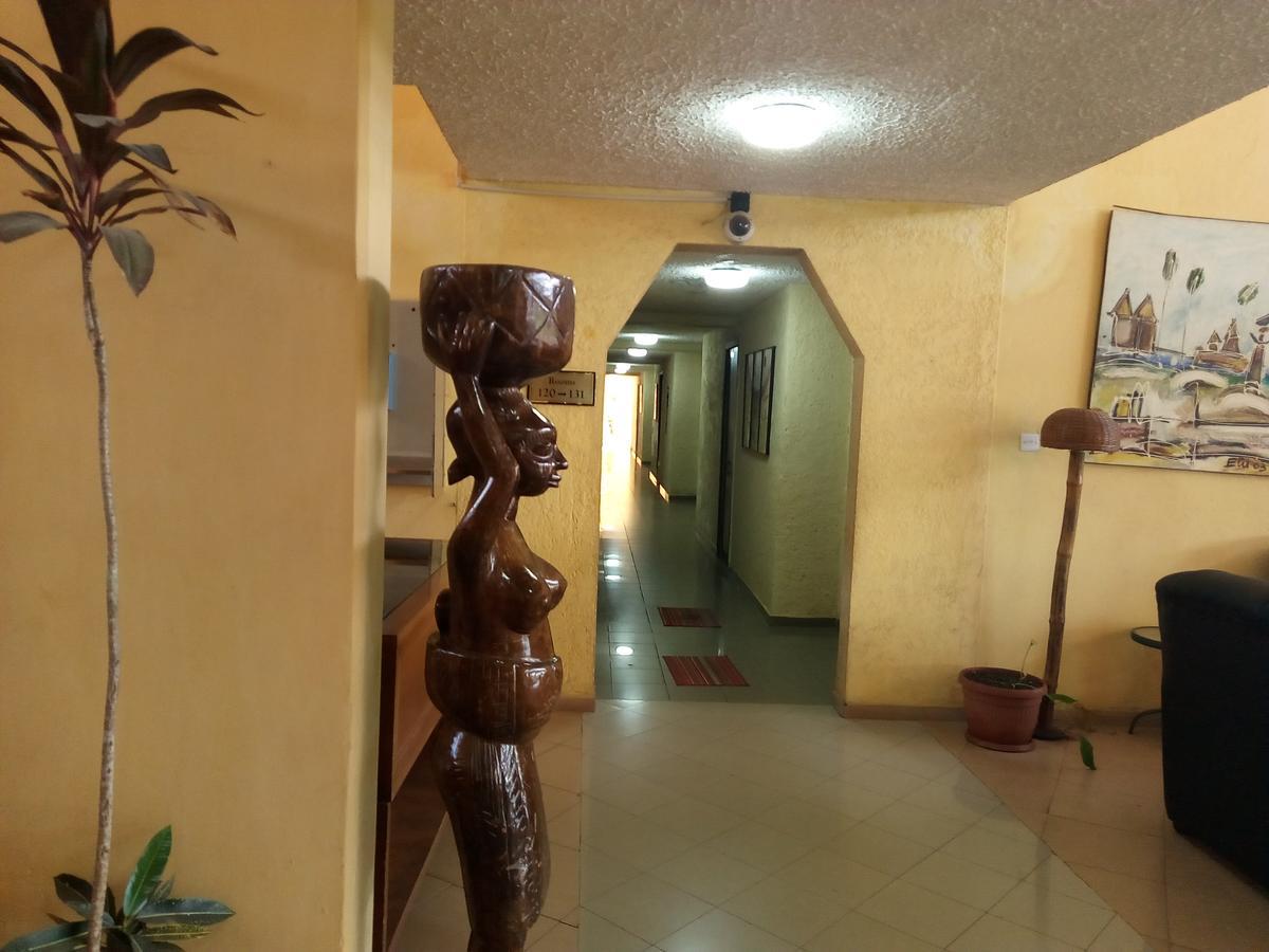 Lungi Airport Hotels Tulun Extérieur photo